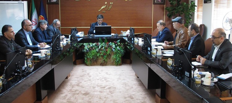 راه‌اندازی میز خدمت مشترک صنعت برق با حضور توانیر و سندیکا