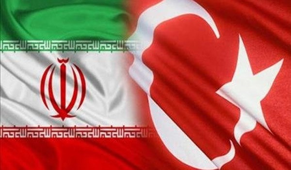 Iran, Turkey Mulling to Reopen Borders for Trade Exchanges
