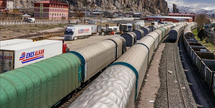 Iran, Turkey Ink Three Documents to Promote Railway Cooperation