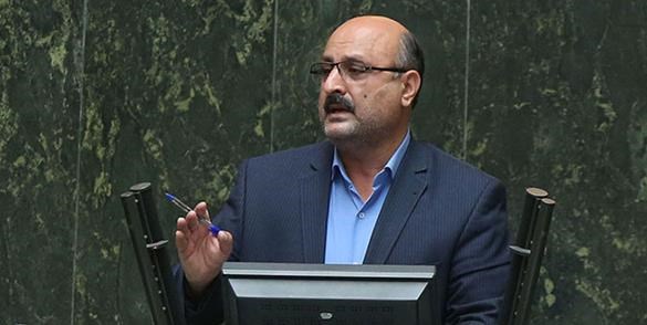 محمدنژاد: عملکرد محرابیان در پروژه‌های «مهر ماندگار» نشانه تسلط وی بر حوزه آب و برق است