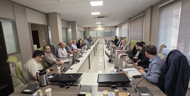 بررسی چالش‌های تجاری و صادراتی صنعت برق در نشست مشترک سندیکا و اتاق بازرگانی تهران