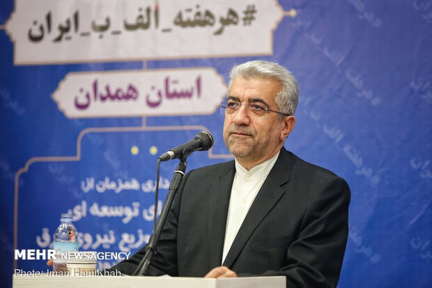 Energy min. inaugurates electricity projects in Hamedan