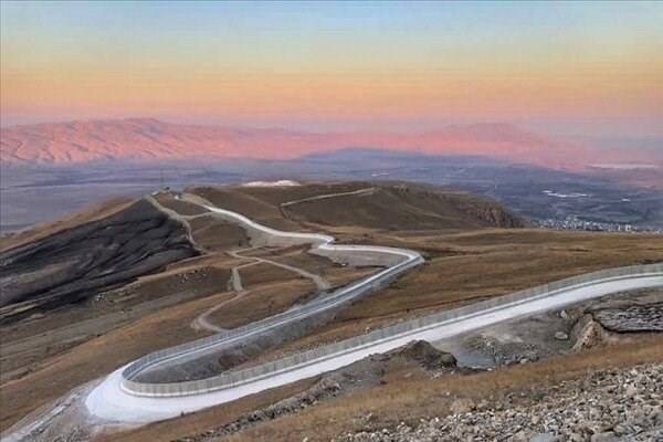 Turkey complete 81-km wall along Iranian border: Report