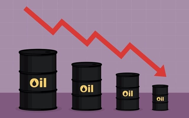 نفت آمریکا به زیر ۴۰ دلار سقوط کرد