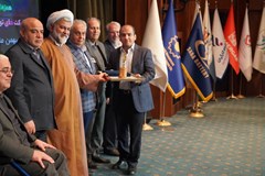 اهدای نشان معتبرترین و برترین تولیدکننده کنتور برق در ایران به شرکت کنتورسازی ایران