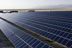 حمایت دولت از احداث نیروگاه‌های برق خورشیدی در منطقه ویژه لامرد