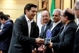 نخستین همایش تشکل‌های اقتصادی و تقدیر از سندیکا به عنوان برترین تشکل  