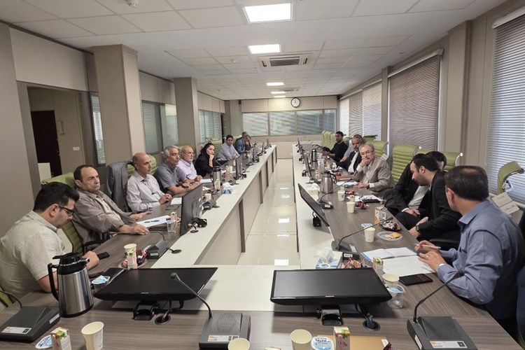 بررسی چالش‌های تجاری و صادراتی صنعت برق در نشست مشترک سندیکا و اتاق بازرگانی تهران