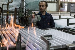 انقباض تولید در میانه تابستان