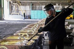 بسته جدید ارزی دولت مسئله تامین مواد اولیه را حل می‌کند؟