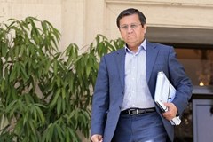 مخالفت بانک مرکزی با واردات بدون انتقال ارز، به معنای جلوگیری از واردات غیرضروری است