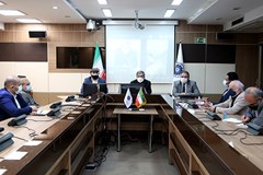 سرکوب قیمت برق، به روند سرمایه‌گذاری لطمه می‌زند