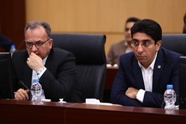 	نشست وزیر نیرو با فعالان بخش خصوصی در نوزدهمین نمایشگاه بین المللی صنعت برق